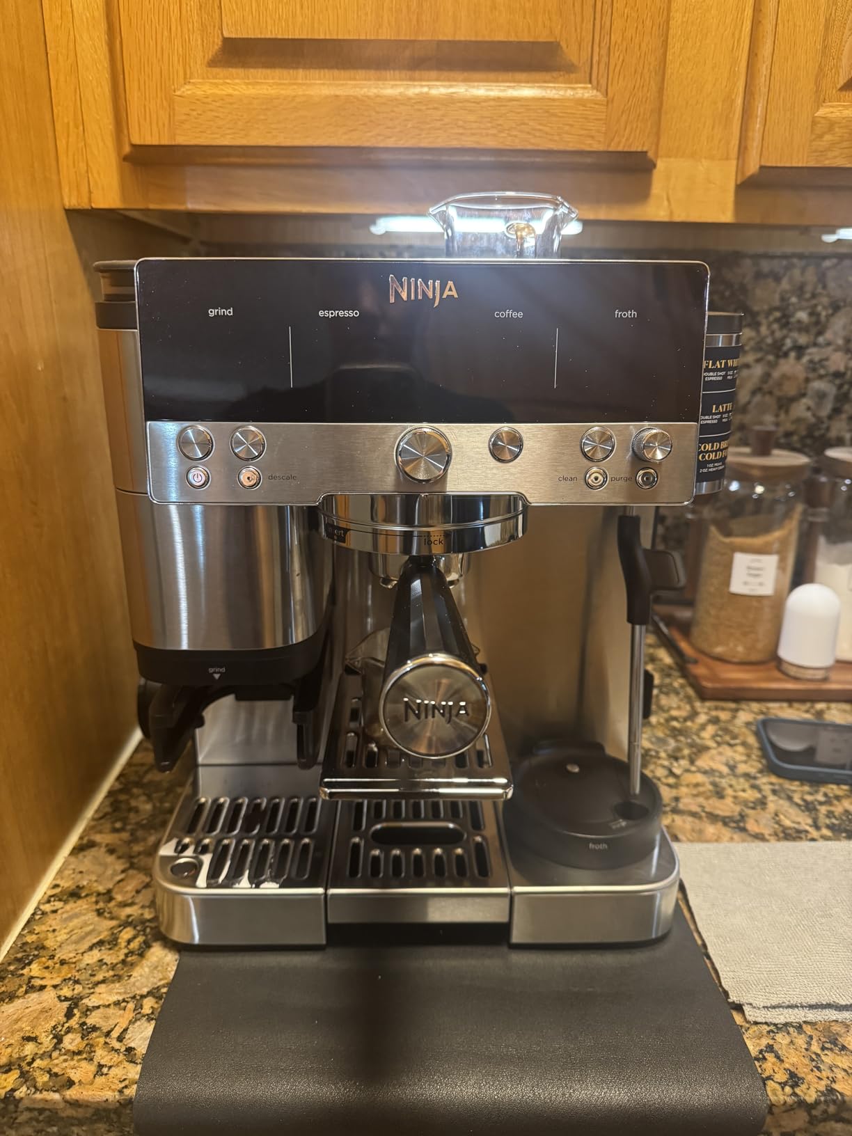 Ninja Luxe Café 3-in-1 Espresso, Drip Coffee and Cold Brew Machine | Intergrated Coffee Grinder, Milk Frother, Assisted Tamper & Built-In Espresso Accessory Storage | Stainless Steel | ES601 - Customer Photo 5