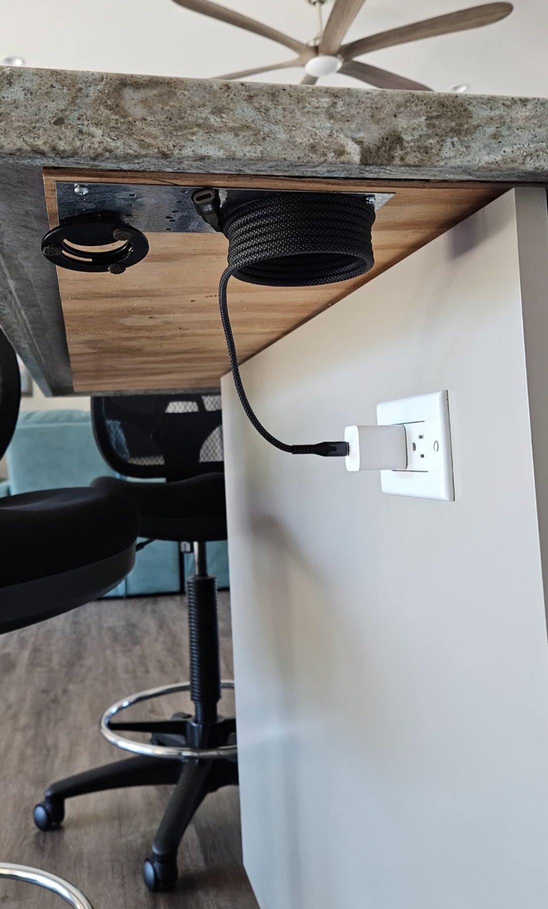 Statik MagStack Pro USB C to USB C Cable, Magnetic Type C Charger Fast Charging Cord, On The Go Magnetic Charging Cable for Car, Compatible with 16 Pro Max, 15, Galaxy S21 S20 Ultra, 100W 3FT/1M - Customer Photo 1