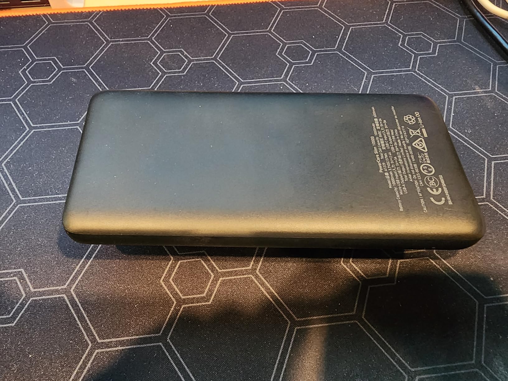 Anker Power Bank(PowerCore 10K), Compact Travel-Ready 10,000mAh Battery Pack with PowerIQ Charging Technology, 5V/3A High-Speed Charging for iPhone, iPad,and More(USB-C Input and Output(Black), 1pack) - Customer Photo 2