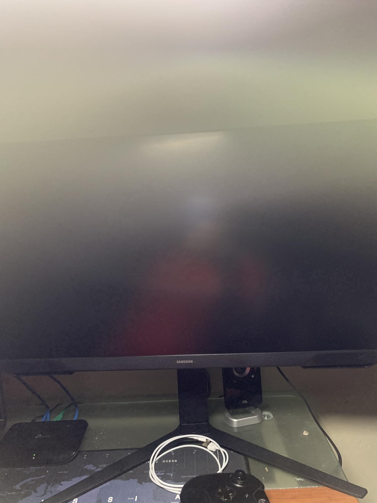 Samsung 24-Inch Odyssey G3 (G30D) Series FHD Gaming Monitor, 1ms, 180Hz, AMD FreeSync, Adjustable Stand, Black Equalizer, Virtual Aim Point, Eye Saver Mode, Flicker-Free, LS24DG302ENXZA - Customer Photo 1