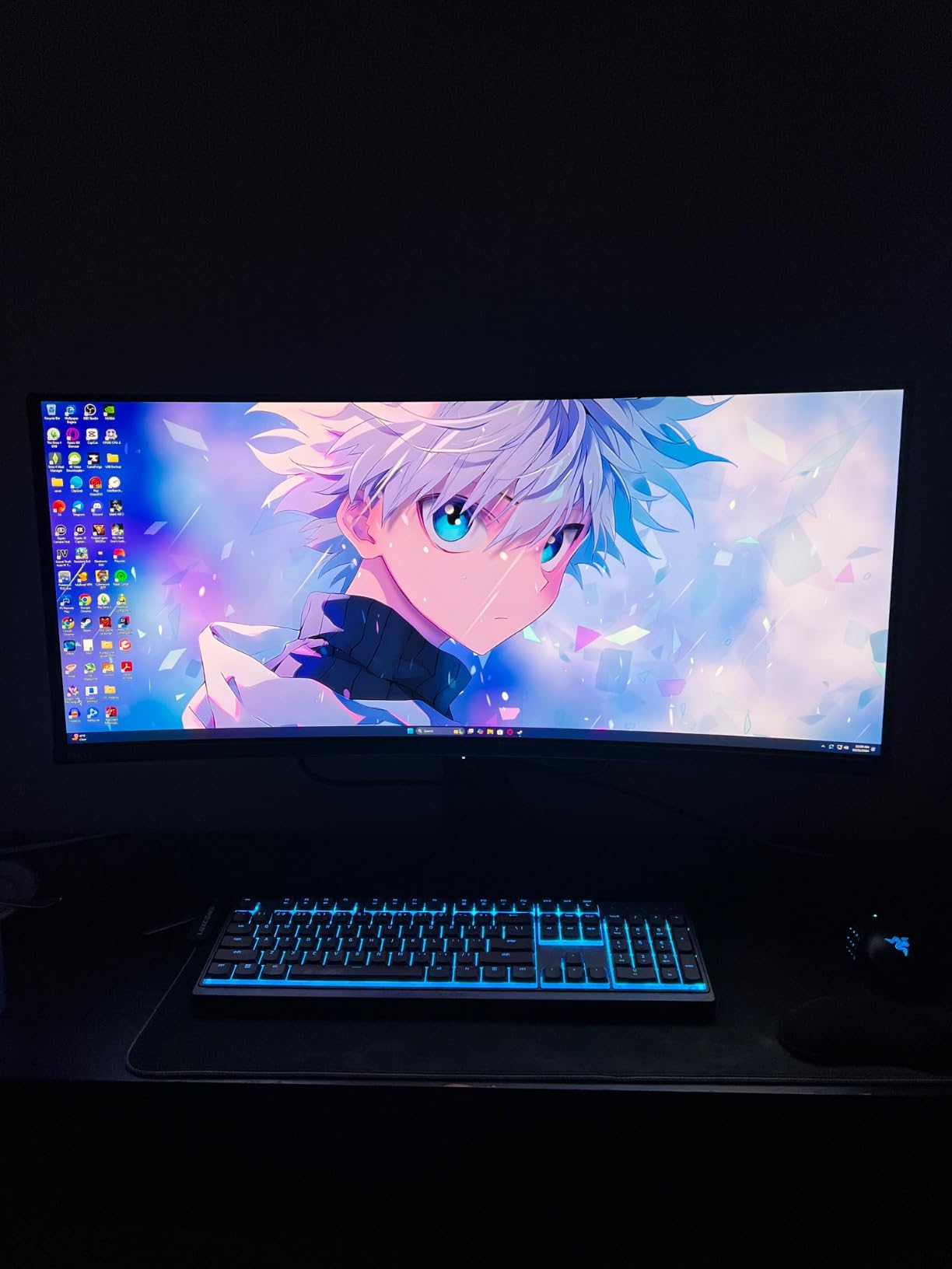 msi MPG 341CQPX QD-OLED 34-inch Curved OLED Gaming Monitor, 3440 x 1440 (UWQHD), 0.03ms Response time, 240Hz, True Black HDR 400, HDMI, DP Port, USB Type C, Tilt, Height Adjustable customer photo 2