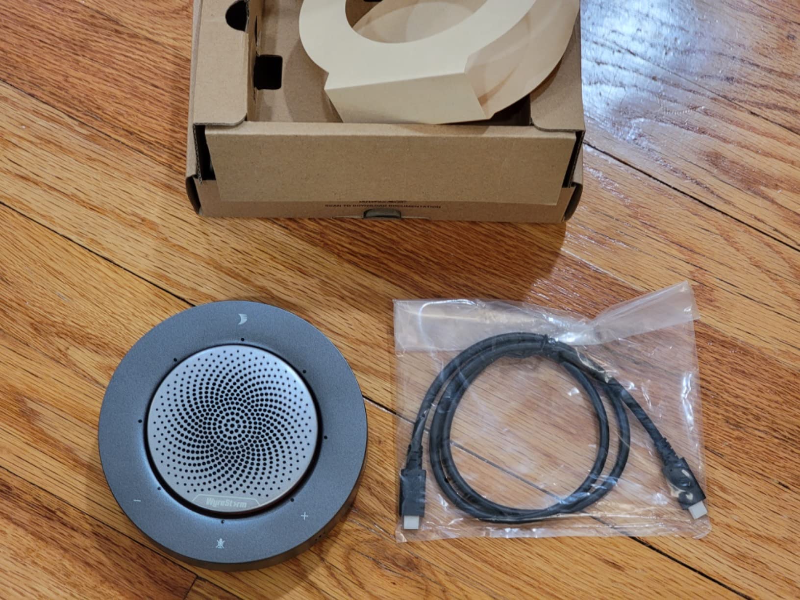 WYRESTORM Conference Speaker and Microphone, 360° Voice Pickup, AI Noise Reduction, USB/Bluetooth 10W Powerful Speakerphone w/Daisy Chain for 20 People Large Call Meeting for Zoom Teams Customer Review WYRESTORM Conference Speaker and Microphone, 360° Voice Pickup, AI Noise Reduction, USB/Bluetooth 10W Powerful Speakerphone w/Daisy Chain for 20 People Large Call Meeting for Zoom Teams - Customer Photo 2