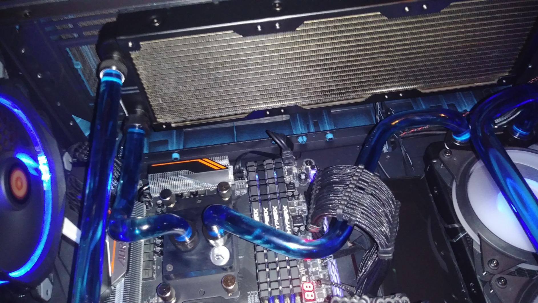 Thermaltake View 170 TG ARGB Snow Micro-ATX Case; 3x120mm ARGB Fans Included; Supports Up to 280mm Radiator; Front & Side Dual Tempered Glass Panel; CA-1Z4-00M6WN-00; 3 Year Warranty Customer Review Thermaltake View 170 TG ARGB Snow Micro-ATX Case; 3x120mm ARGB Fans Included; Supports Up to 280mm Radiator; Front & Side Dual Tempered Glass Panel; CA-1Z4-00M6WN-00; 3 Year Warranty - Customer Photo 2