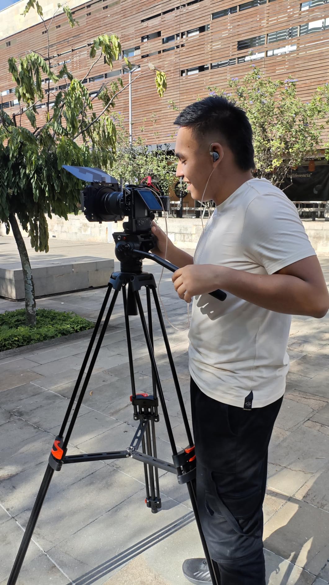 NEEWER Basic 74 NEEWER Basic 74