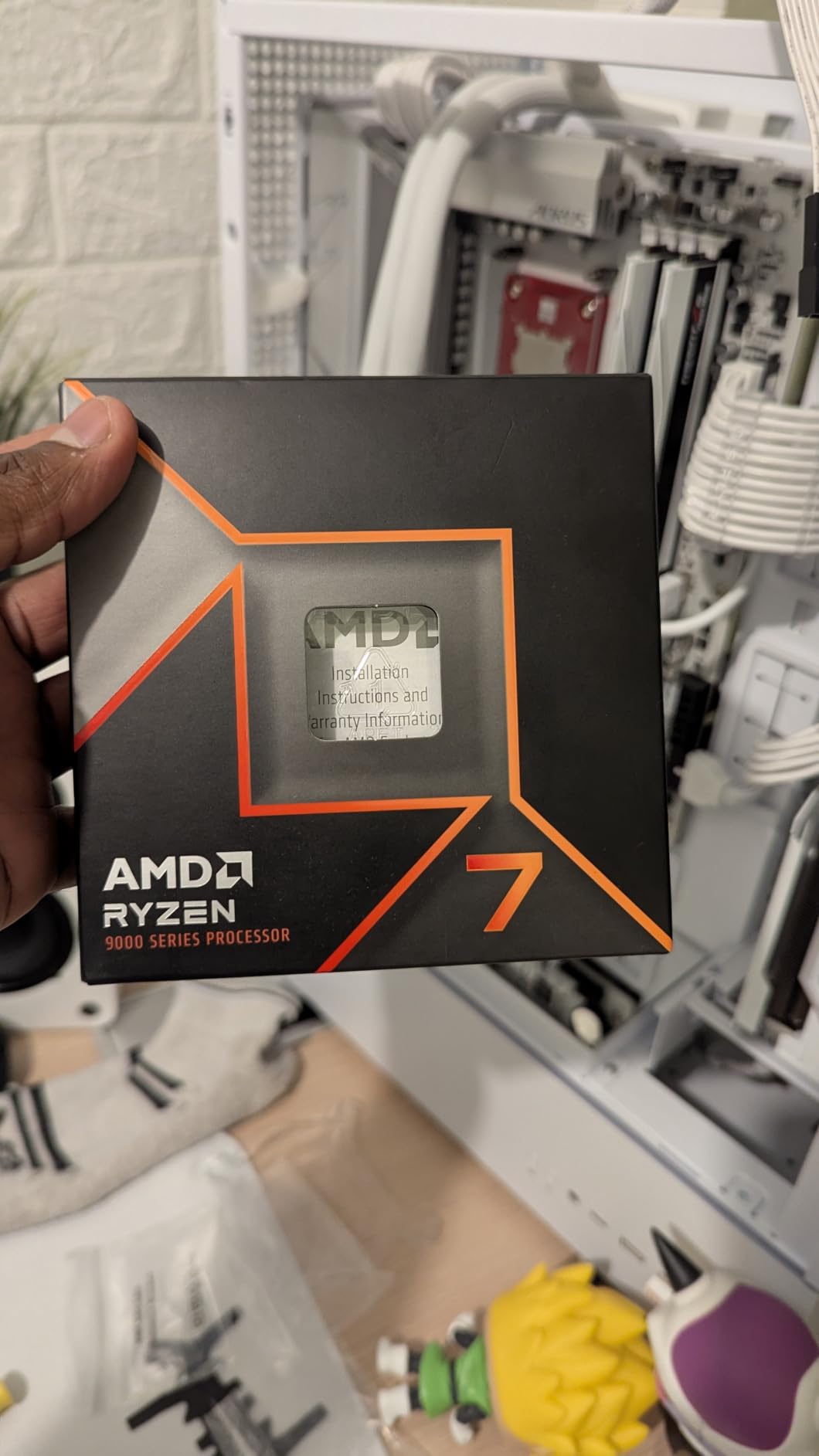 AMD Ryzen 7 9700X 8-Core, 16-Thread Unlocked Desktop Processor customer photo 2