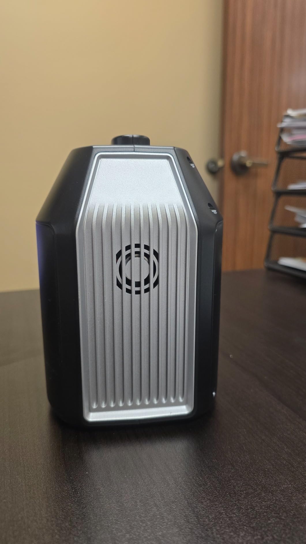 SinKeu Portable Power Station 80000mAh,256Wh LiFePO4 Battery Backup,300W AC Outlets, Power Bank for Hurricane Emergency Outdoor Camping RVs Home - Customer Photo 2