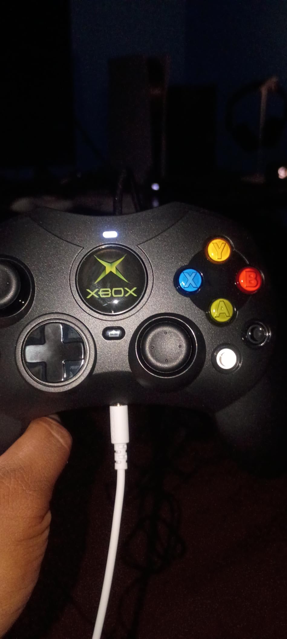 Hyperkin - DuchesS Wired Controller - Officially licensed Xbox S Controller for Xbox Series X|S, Xbox One, Windows 10|11, PC, with Audio Jack, Impulse Triggers, and Hall effect triggers. - Black - Customer Photo 1