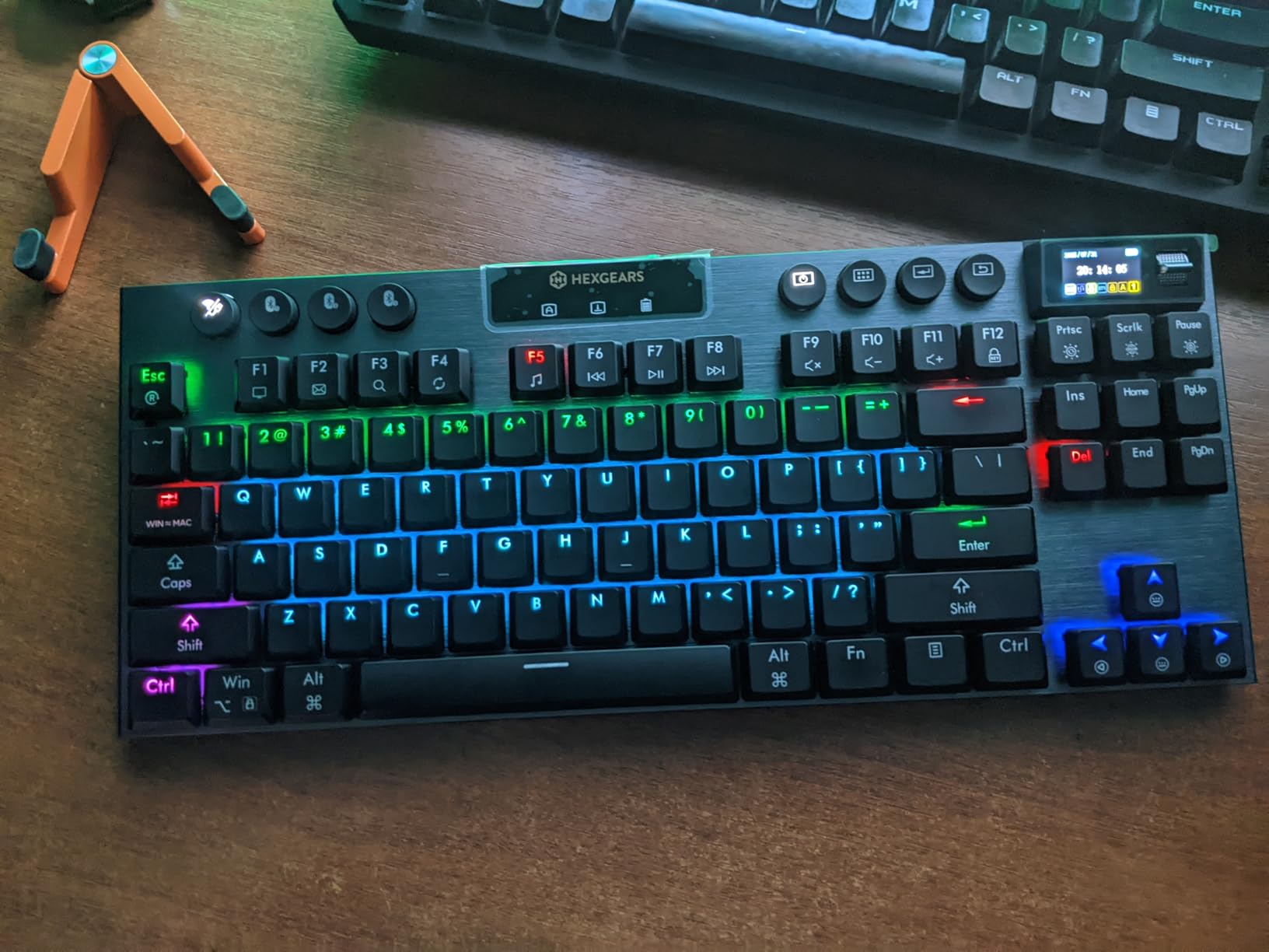 Hexgears Immersion A3 TKL Low-Profile Wireless Mechanical Keyboard, BT5.0/2.4GHz/USB-C Hot-Swappable Tactile Switches, RGB Backlit, Display Screen & 5800mAh Battery Gaming Keyboard for Pc/Mac/Tablet Customer Review Hexgears Immersion A3 TKL Low-Profile Wireless Mechanical Keyboard, BT5.0/2.4GHz/USB-C Hot-Swappable Tactile Switches, RGB Backlit, Display Screen & 5800mAh Battery Gaming Keyboard for Pc/Mac/Tablet - Customer Photo 2