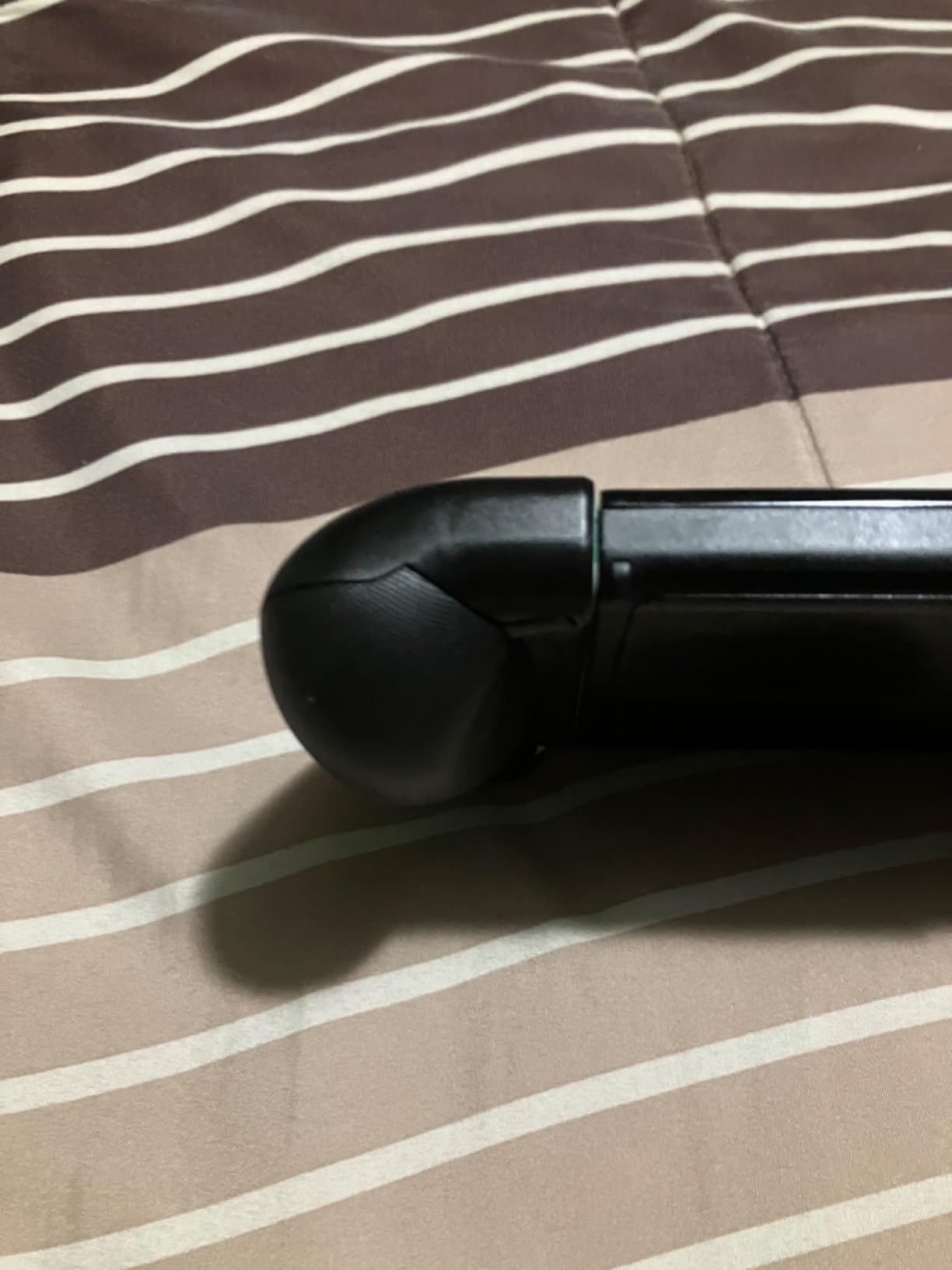 IFYOO SGSX1 Ergonomic Grip Compatible with Switch Joycon Controller, Grip Case Compatible with Joy Con - Black Customer Review IFYOO SGSX1 Ergonomic Grip Compatible with Switch Joycon Controller, Grip Case Compatible with Joy Con - Black - Customer Photo 4