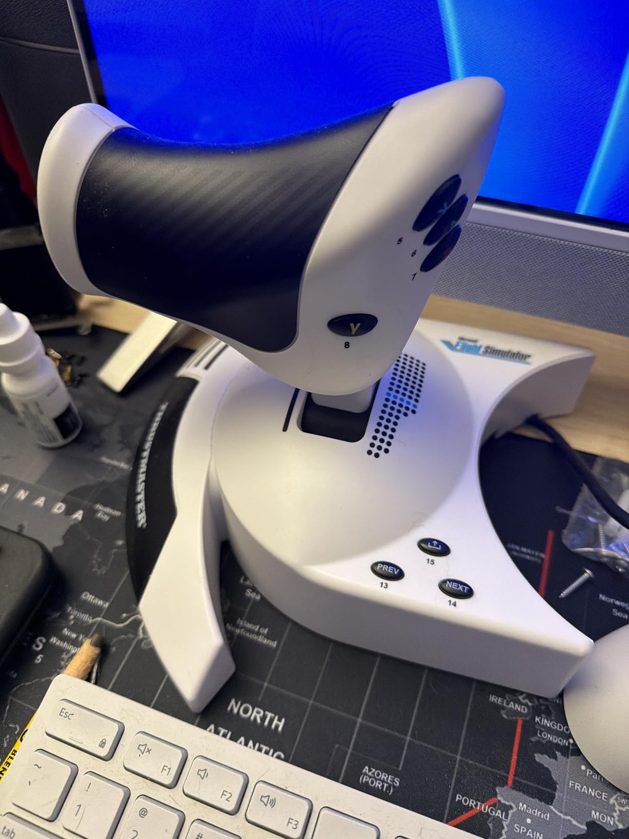 Thrustmaster T-Flight Hotas One Microsoft Flight Sim 2024 Collectors Edition (compatible with Xbox Series X|S and PC) Customer Review Thrustmaster T-Flight Hotas One Microsoft Flight Sim 2024 Collectors Edition (compatible with Xbox Series X|S and PC) - Customer Photo 1