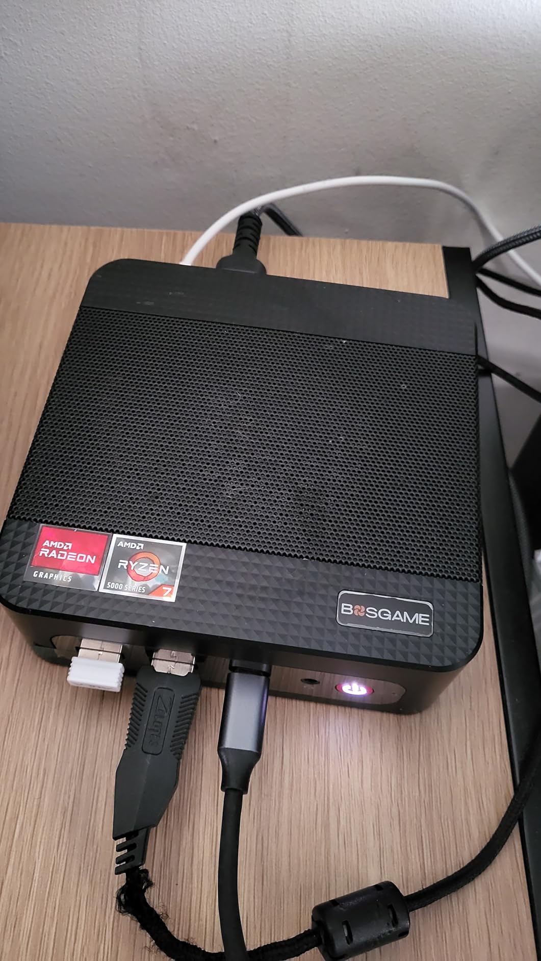 BOSGAME P4 Mini PC, Mini Desktop Computer with AMD Ryzen 7 5825U (up to 4.5GHz), 32GB DDR4, 1TB PCIe SSD, Dual LAN 2.5G & Wi-Fi 6E & BT5.2, 4K Triple Display, for Home, Office, Gaming, Design - Customer Photo 1