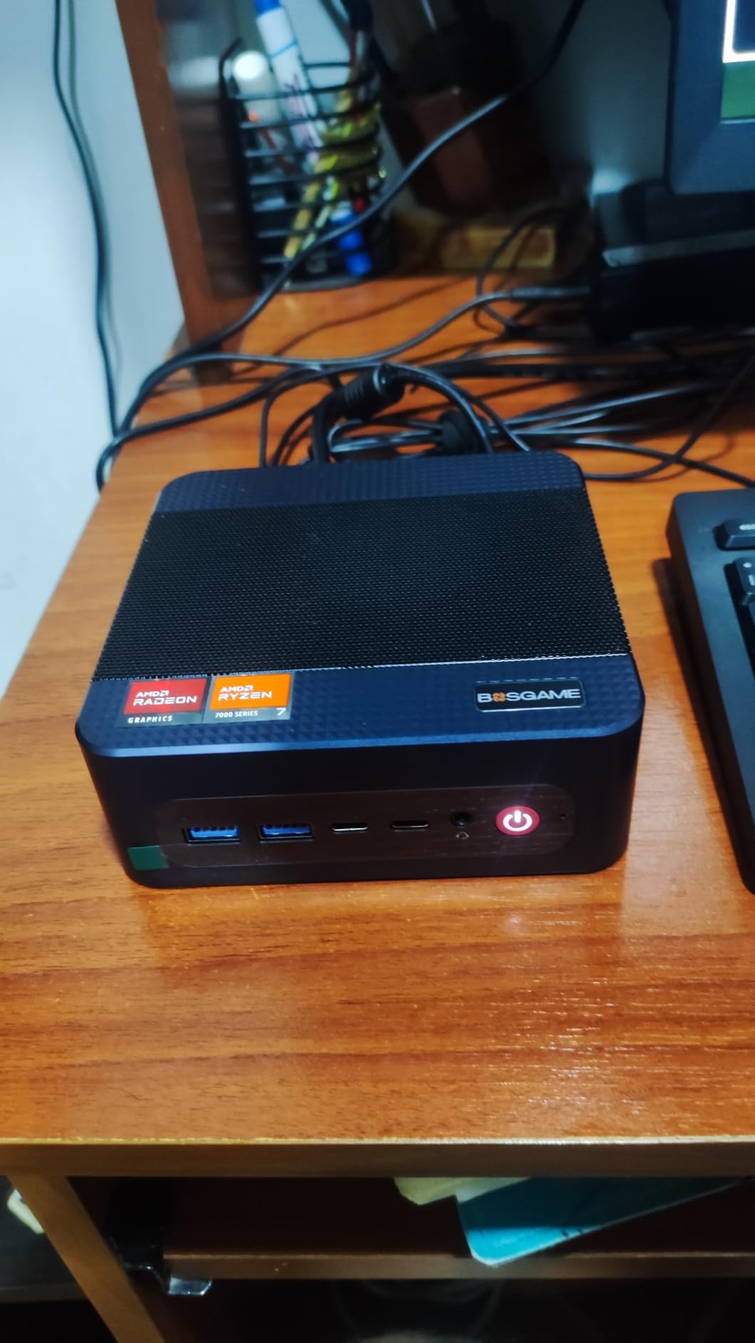 BOSGAME P4 Mini PC, Mini Desktop Computer with AMD Ryzen 7 5825U (up to 4.5GHz), 32GB DDR4, 1TB PCIe SSD, Dual LAN 2.5G & Wi-Fi 6E & BT5.2, 4K Triple Display, for Home, Office, Gaming, Design - Customer Photo 2