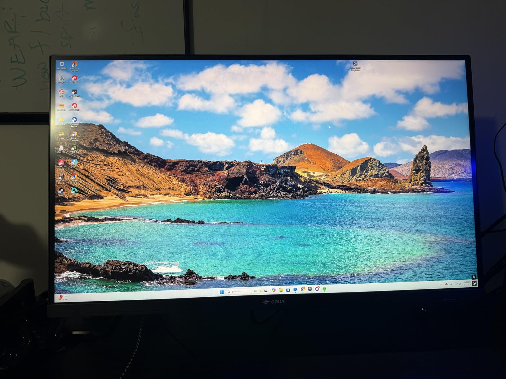 CRUA 27Inch Gaming Monitor 360HZ, QHD 1440P 120% sRGB IPS Computer Monitor with Built in Speaker, Height/Pivot/Swivel/Tilt Adjustable Vertical Monitor, Support FreeSync, DP&HDMI, Wall Mount-Black Customer Review CRUA 27Inch Gaming Monitor 360HZ, QHD 1440P 120% sRGB IPS Computer Monitor with Built in Speaker, Height/Pivot/Swivel/Tilt Adjustable Vertical Monitor, Support FreeSync, DP&HDMI, Wall Mount-Black - Customer Photo 2