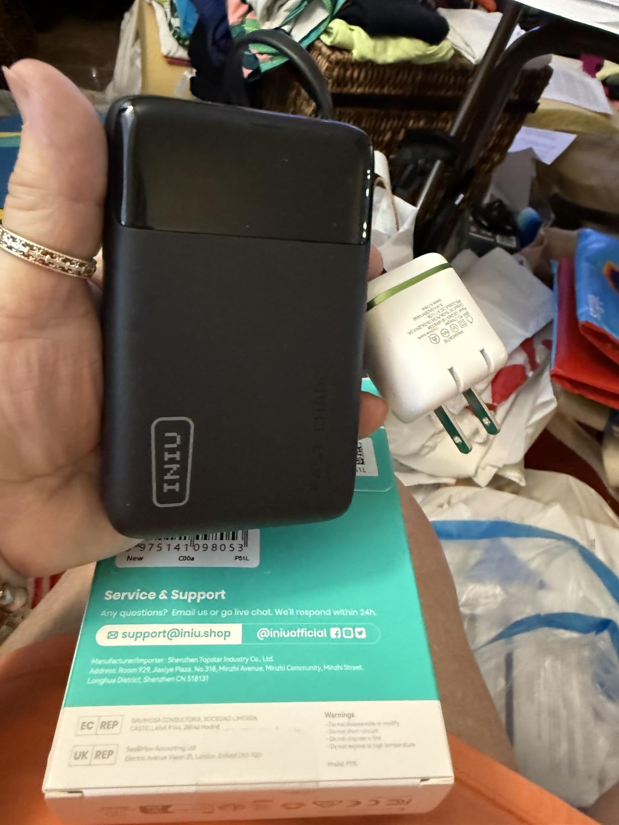 INIU 45W Portable Charger, Smallest 20000mAh Power Bank with Build in USB-C Cable, Fast Charging USB C in&Out Battery Pack, Travel Phone Charger for iPhone 17 16 15 Air Samsung S25 S24 Google iPad etc - Customer Photo 2