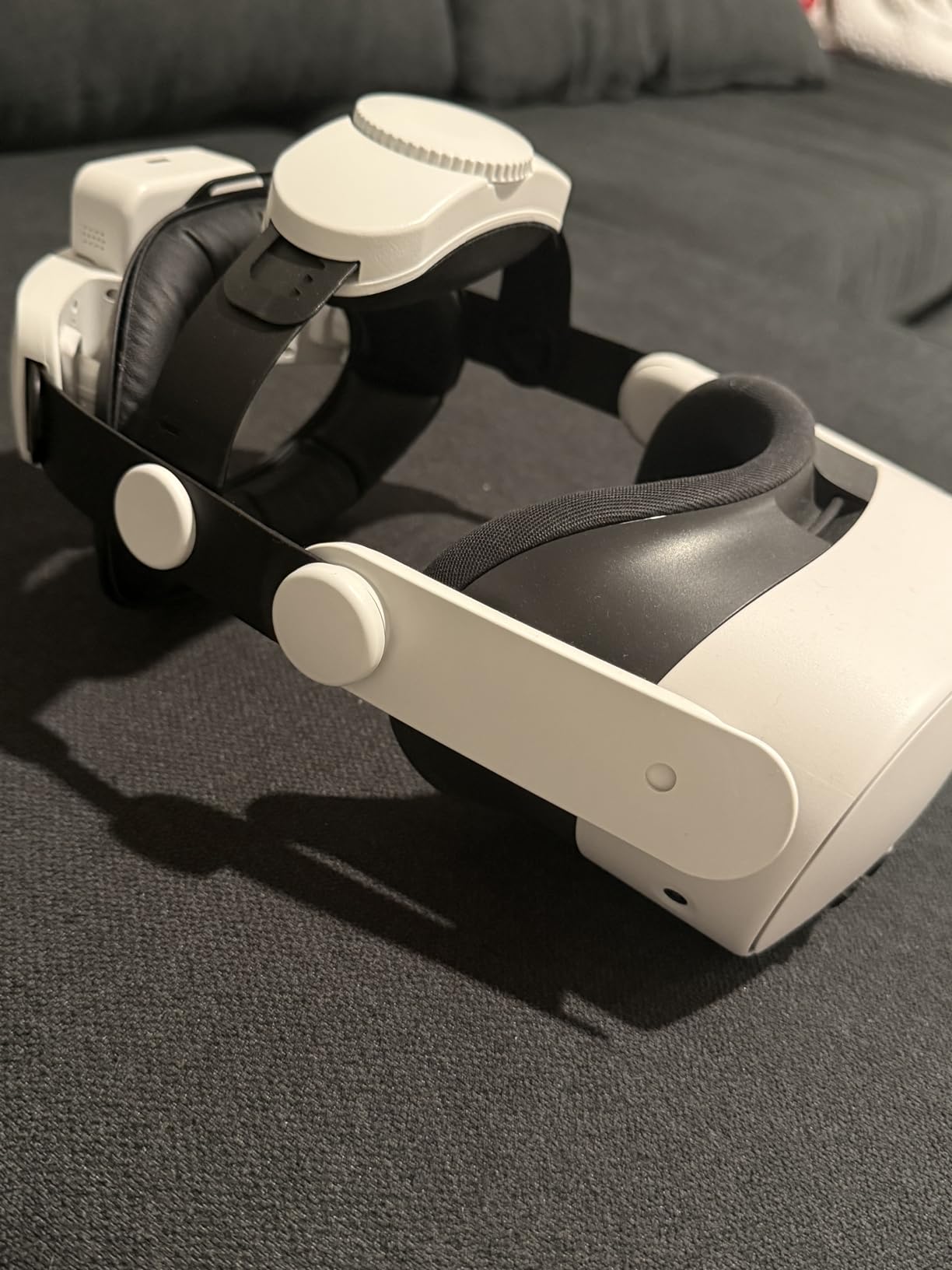Meta Quest 3S 128GB — Get Batman: Arkham Shadow and a 3-Month Trial of Meta Horizon+ Included — All-in-One Headset Customer Review Meta Quest 3S 128GB — Get Batman: Arkham Shadow and a 3-Month Trial of Meta Horizon+ Included — All-in-One Headset - Customer Photo 1