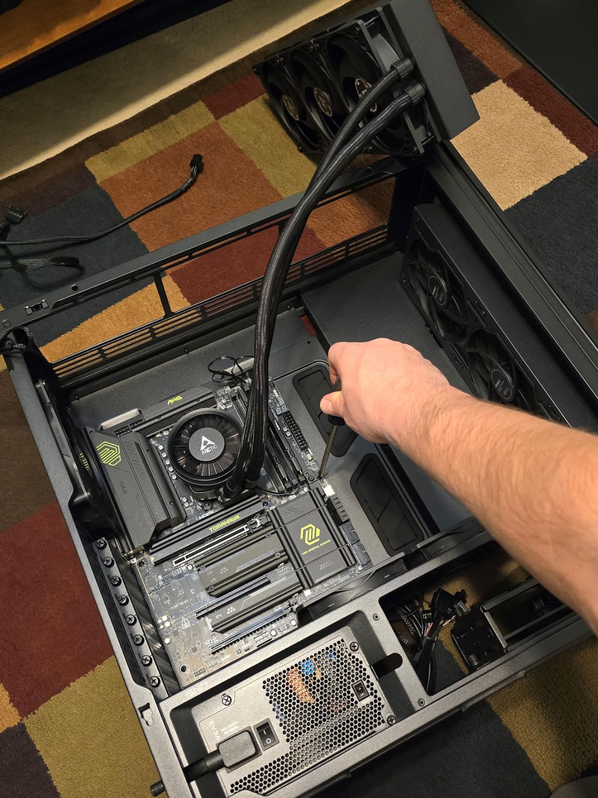 Antec Flux Pro, 6 x PWM Fans Included, High-Airflow Front Panel with Walnut Wood, iShift PSU 90° Mount, USB3.0 x 2, Type-C, 420mm Radiator Support, Temp. Display, Full-Tower E-ATX PC Case Customer Review Antec Flux Pro, 6 x PWM Fans Included, High-Airflow Front Panel with Walnut Wood, iShift PSU 90° Mount, USB3.0 x 2, Type-C, 420mm Radiator Support, Temp. Display, Full-Tower E-ATX PC Case - Customer Photo 3