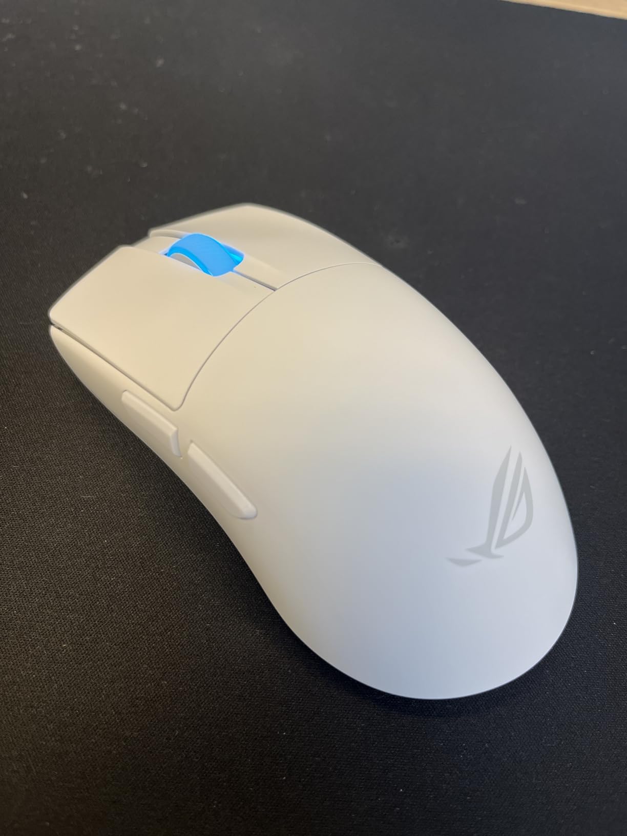 ASUS ROG Harpe Ace Mini Wireless Esports Gaming Mouse – Small Compact Design, Right-Handed, 49g Lightweight, Tri-Mode Connectivity, 36K DPI, up to 105Hr Battery, Pro-Approved, PC/Mac Support - Black Customer Review ASUS ROG Harpe Ace Mini Wireless Esports Gaming Mouse – Small Compact Design, Right-Handed, 49g Lightweight, Tri-Mode Connectivity, 36K DPI, up to 105Hr Battery, Pro-Approved, PC/Mac Support - Black - Customer Photo 2