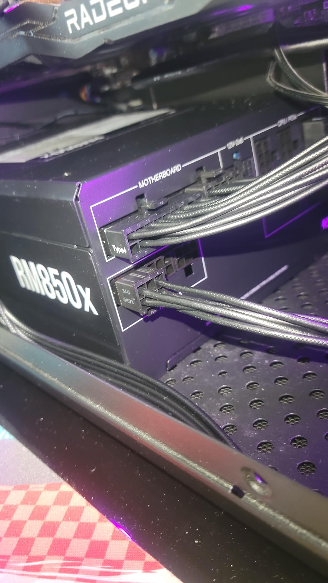 CORSAIR RM850x Fully Modular Low-Noise ATX Power Supply – ATX 3.1 Compliant – PCIe 5.1 Support – Cybenetics Gold Efficiency – Native 12V-2x6 Connector – Black Customer Review CORSAIR RM850x Fully Modular Low-Noise ATX Power Supply – ATX 3.1 Compliant – PCIe 5.1 Support – Cybenetics Gold Efficiency – Native 12V-2x6 Connector – Black - Customer Photo 1