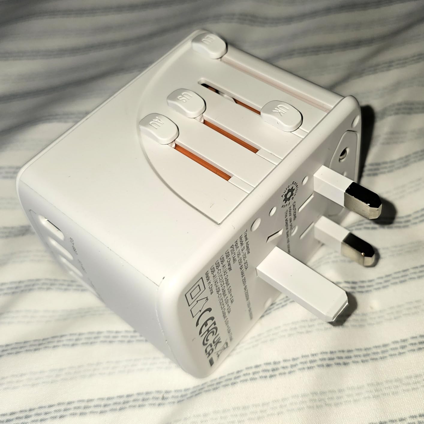 Acer Universal Travel Plug Adapter - International Power Adapter with 5 USB Ports (3 USB C) 5.8A, Worldwide Outlet Charger for USA to European UK France Germany Spain, Type C/E/F/G/I/L/A, Black Customer Review Acer Universal Travel Plug Adapter - International Power Adapter with 5 USB Ports (3 USB C) 5.8A, Worldwide Outlet Charger for USA to European UK France Germany Spain, Type C/E/F/G/I/L/A, Black - Customer Photo 4