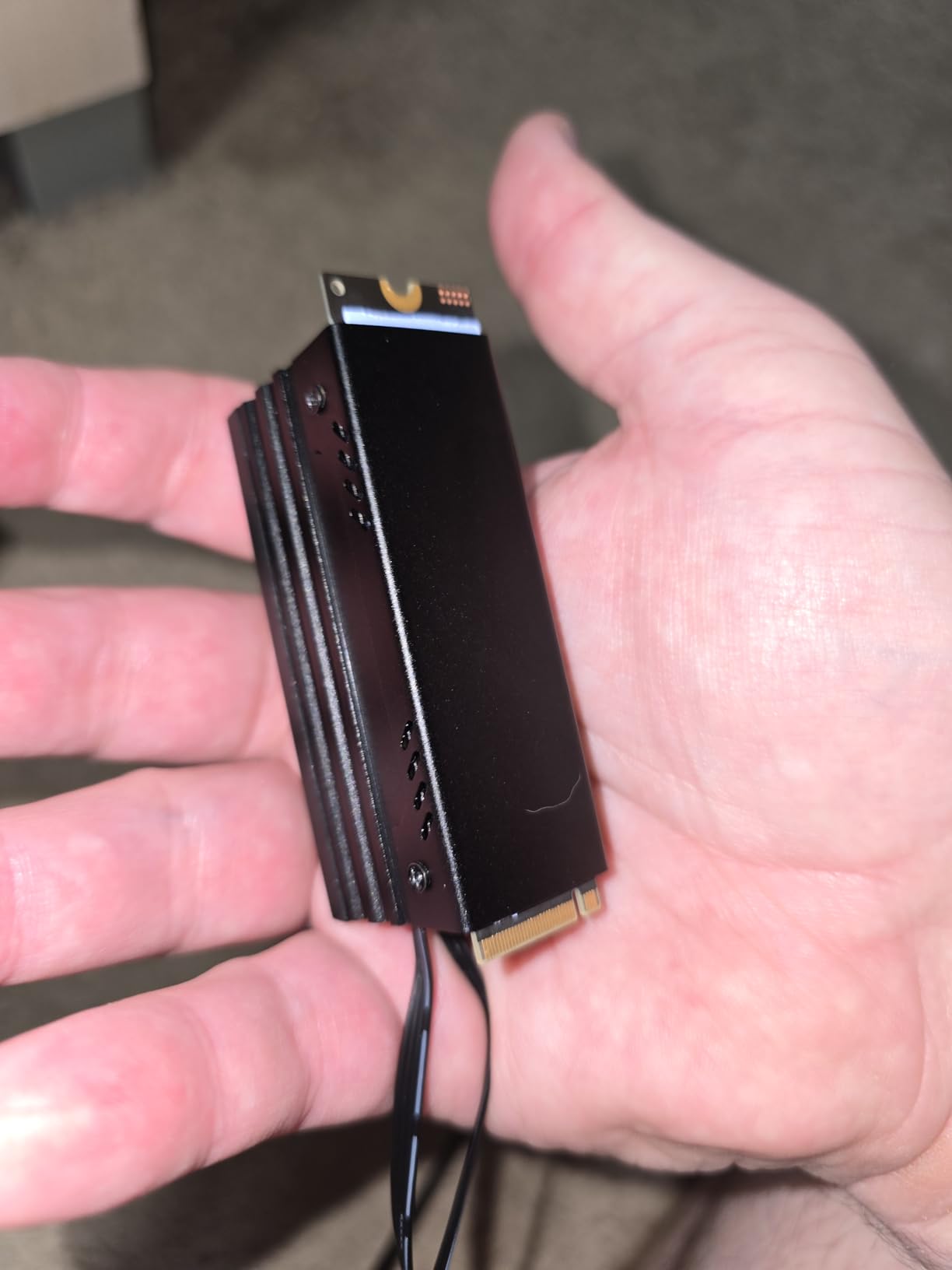 EZDIY-FAB Shield ARGB M.2 SSD Heatsink with Build-in 20mm PWM Fan, Premium Aluminum Design,5V 3-Pin ARGB Sync, High-Performance SSD Cooler for M.2 2280-Black-1 Pack Customer Review EZDIY-FAB Shield ARGB M.2 SSD Heatsink with Build-in 20mm PWM Fan, Premium Aluminum Design,5V 3-Pin ARGB Sync, High-Performance SSD Cooler for M.2 2280-Black-1 Pack - Customer Photo 2