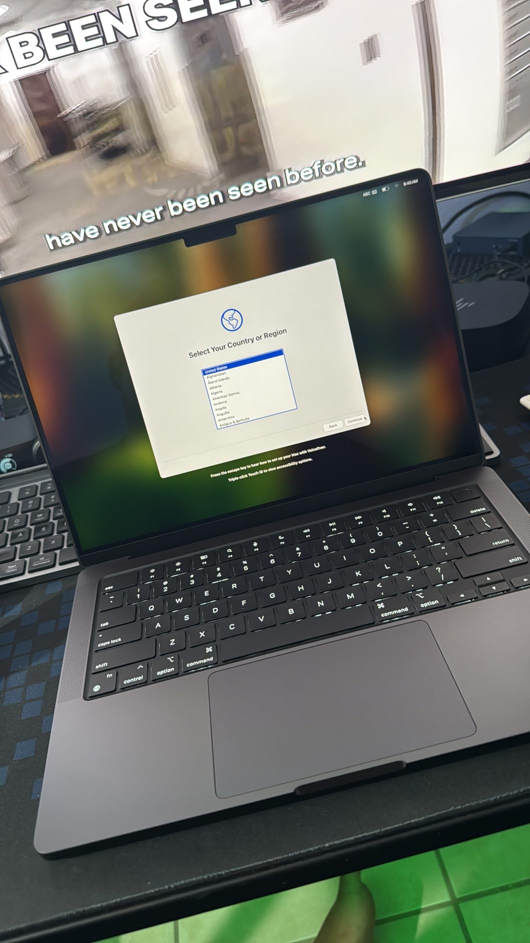 Apple 2024 MacBook Pro Laptop with M4 chip with 10‑core CPU and 10‑core GPU: Built for Apple Intelligence, 14.2-inch Liquid Retina XDR Display, 16GB Unified Memory, 512GB SSD Storage; Space Black Customer Review Apple 2024 MacBook Pro Laptop with M4 chip with 10‑core CPU and 10‑core GPU: Built for Apple Intelligence, 14.2-inch Liquid Retina XDR Display, 16GB Unified Memory, 512GB SSD Storage; Space Black - Customer Photo 3