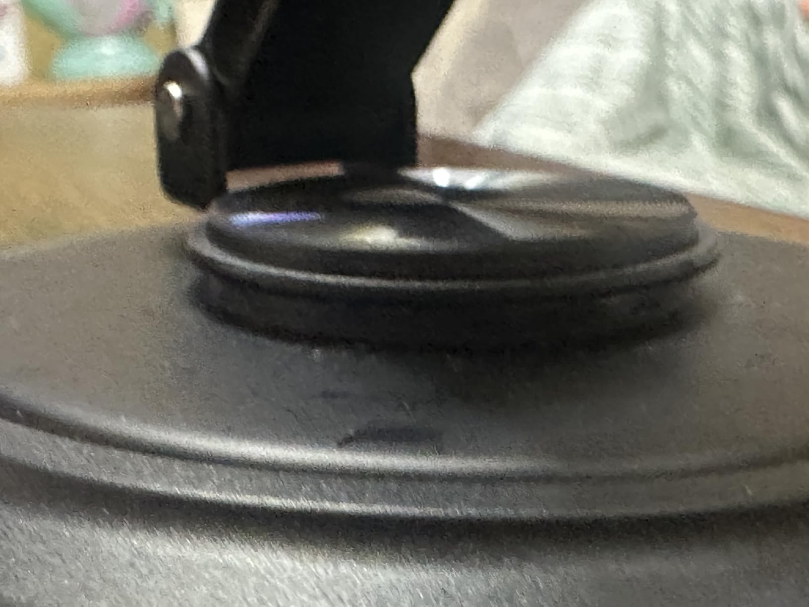 Lamicall Cell Phone Stand for Desk - [360 Degree Rotation] Sturdy Adjustable Desktop Phone Holder, Foldable Mobile Stand, Office Desk Accessories Gifts for iPhone 17 16 15 14 Pro Max, Galaxy S25, Cellphone customer photo 2