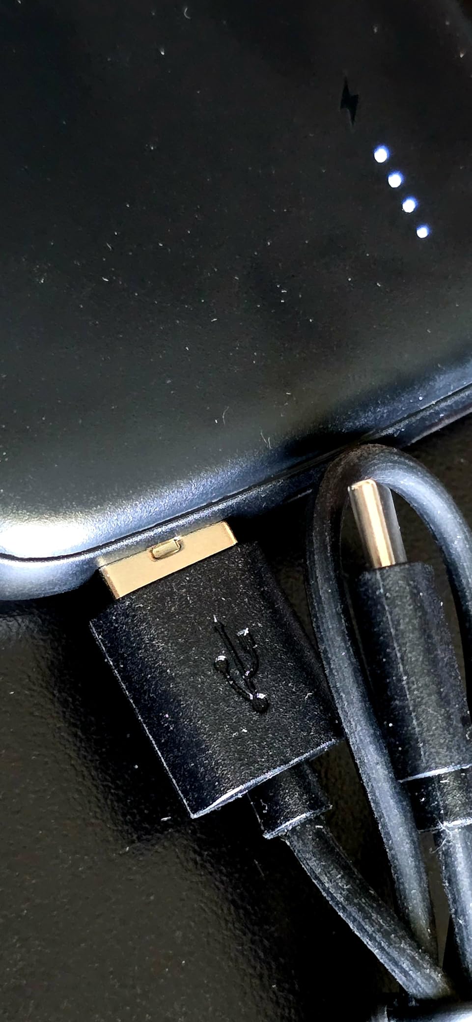 Portable Charger, 10000mAh 22.5W Power Bank with USB-C (Input&Output),Travel Essentials Fast Charging Battery Pack Compatible with iPhone 16 15 14, Samsung, iPad, Pixel and All USB Devices Customer Review Portable Charger, 10000mAh 22.5W Power Bank with USB-C (Input&Output),Travel Essentials Fast Charging Battery Pack Compatible with iPhone 16 15 14, Samsung, iPad, Pixel and All USB Devices - Customer Photo 3