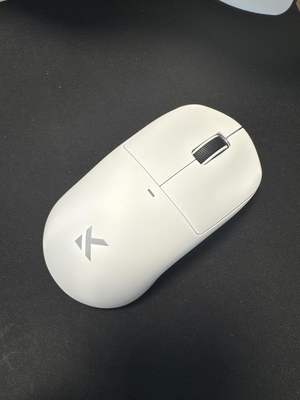 MCHOSE M7 Ultra Wireless Gaming Mouse, 8K Polling, 53g Lightweight Ergonomic Computer Mouse PAW3950 Optical Sensor 750 IPS 42000 DPI 6 Programmable Controls USB-C 3-Modes PC/Mac Black - Customer Photo 1