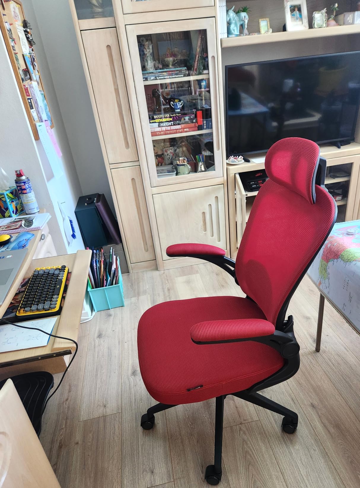 Oline ErgoAir Ergonomic Office Chair – Adjustable Lumbar Support, Flip-Up Armrests, Mesh Computer Desk Chair, Swivel Rolling Executive Gaming Chair for Home & Office (Beige) - Customer Photo 2