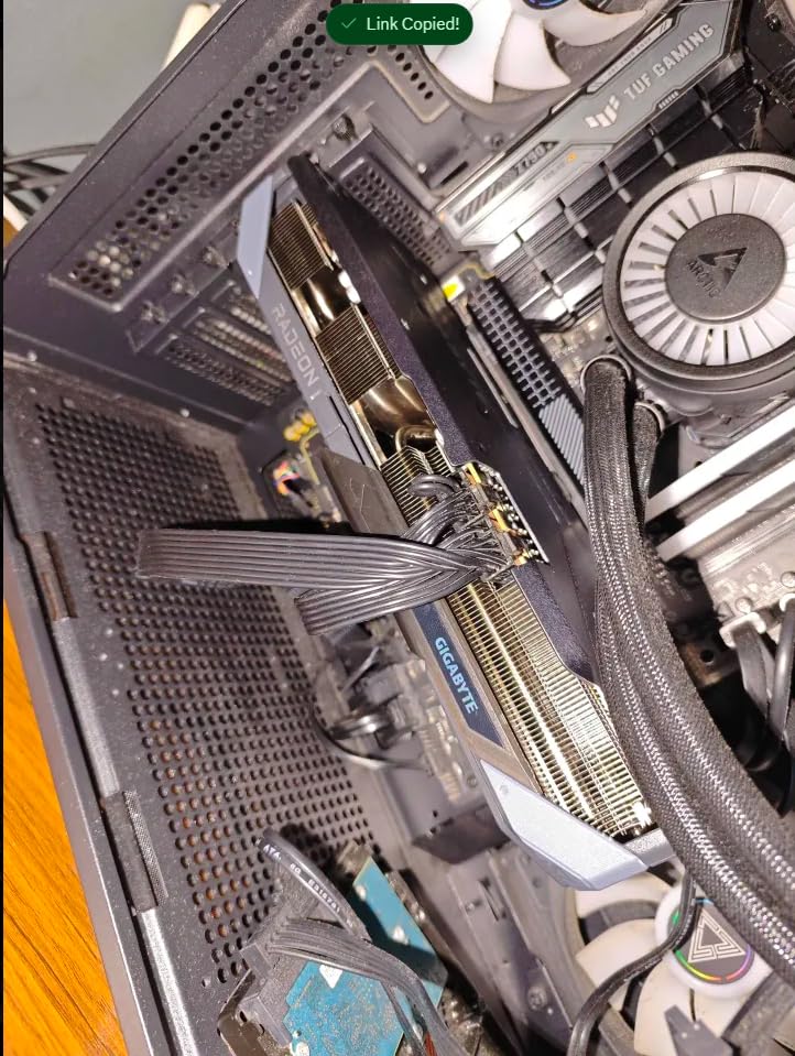 GIGABYTE Radeon RX 9070 XT Gaming OC 16G Graphics Card, 16GB GDDR6, PCIe 5.0 customer photo 1