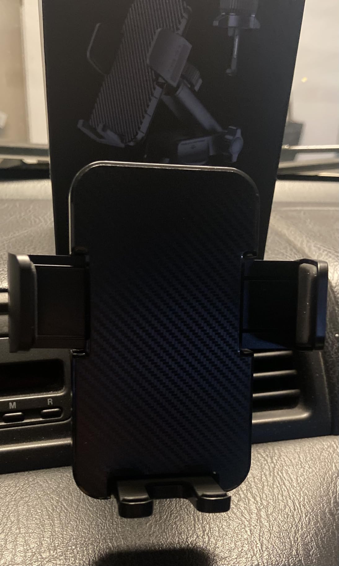 Qifutan Dash Mounted Holders Phone Holders for Your Car Phone Mount for Car Windshield Dashboard Air Vent Universal Desk Mounts Hands Free Automobile Cell Phone Holder Fit for iPhone Smartphone - Customer Photo 2