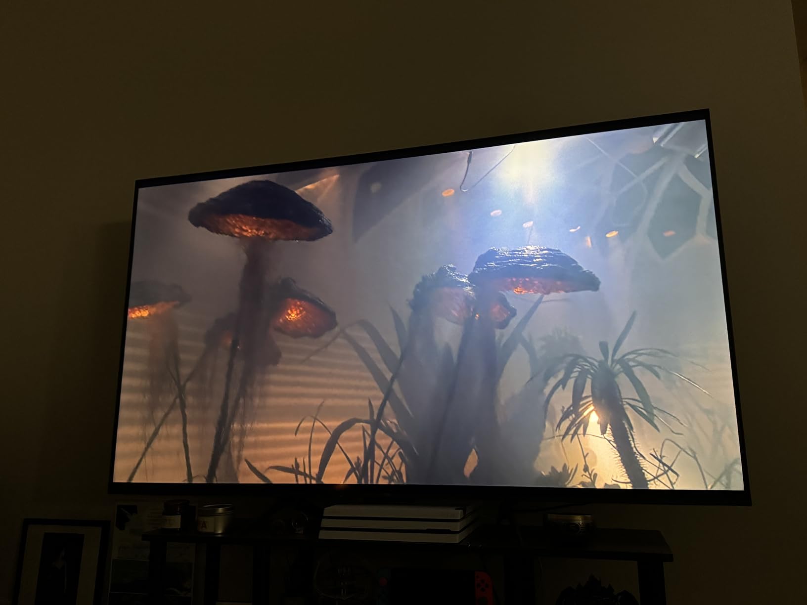 TCL 55-Inch Class QM6K Series QD-Mini LED 4K UHD Google Smart TV Best Value Mini-LED TV - QLED, 144hz, 240hz Gaming Rate, High Contrast Screen, Onkyo Audio, Dolby Atmos (55QM6K, 2025 Model) Customer Review TCL 55-Inch Class QM6K Series QD-Mini LED 4K UHD Google Smart TV Best Value Mini-LED TV - QLED, 144hz, 240hz Gaming Rate, High Contrast Screen, Onkyo Audio, Dolby Atmos (55QM6K, 2025 Model) - Customer Photo 4