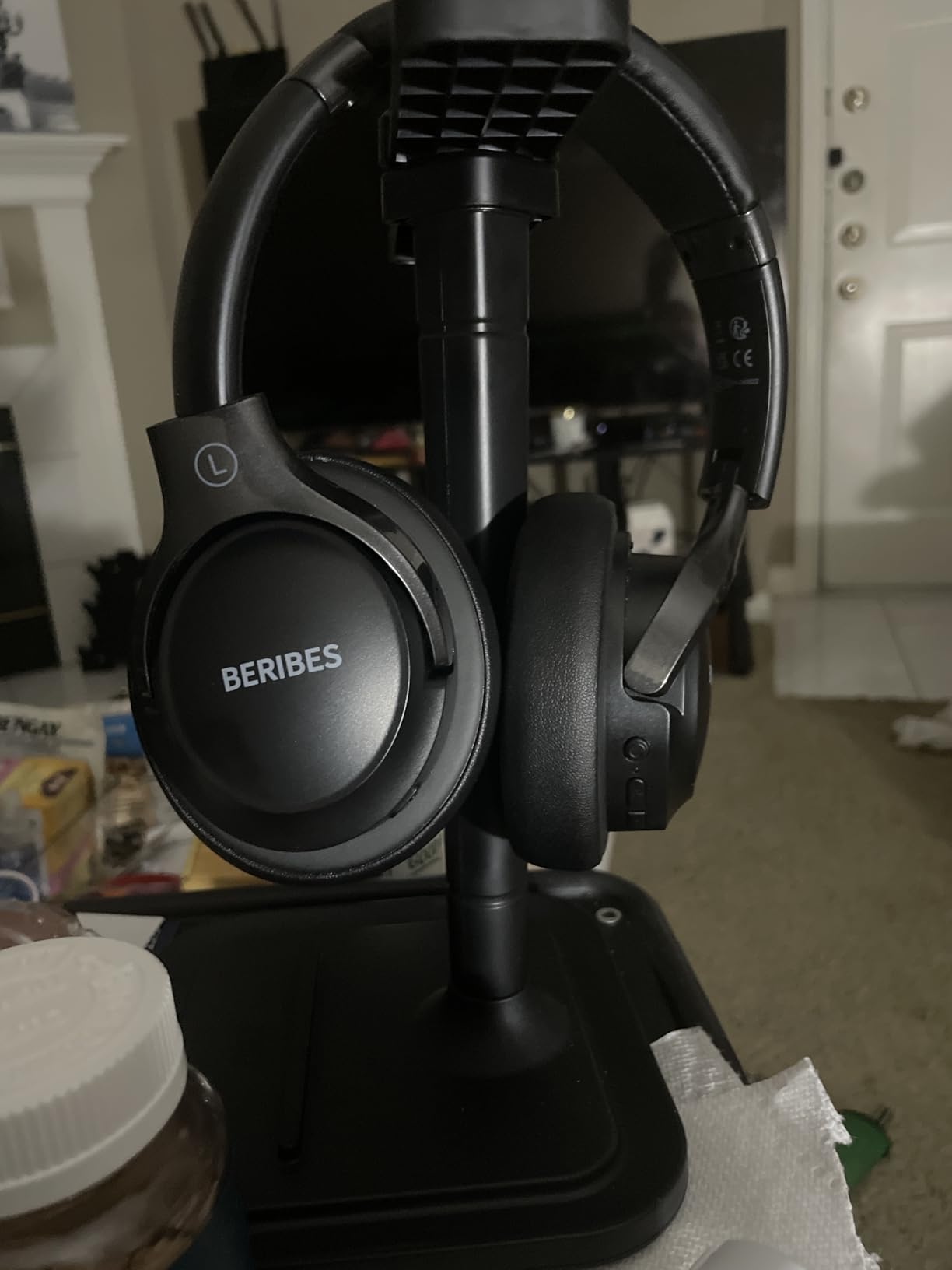 KDD Dual Headphone Stand for Desk - Rotatable Headset Hanger with Phone Holder - Removable Non-Slip Base for Gamers Desktop Accessories - Customer Photo 1