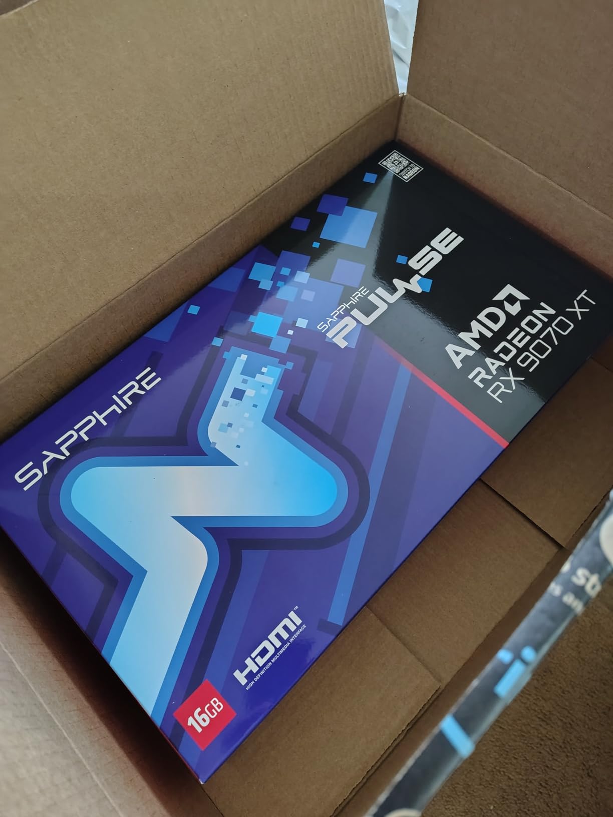 Sapphire 11348-03-20G Pulse AMD Radeon™ RX 9070 XT Gaming Graphics Card with 16GB GDDR6, AMD RDNA 4 Customer Review Sapphire 11348-03-20G Pulse AMD Radeon™ RX 9070 XT Gaming Graphics Card with 16GB GDDR6, AMD RDNA 4 - Customer Photo 1
