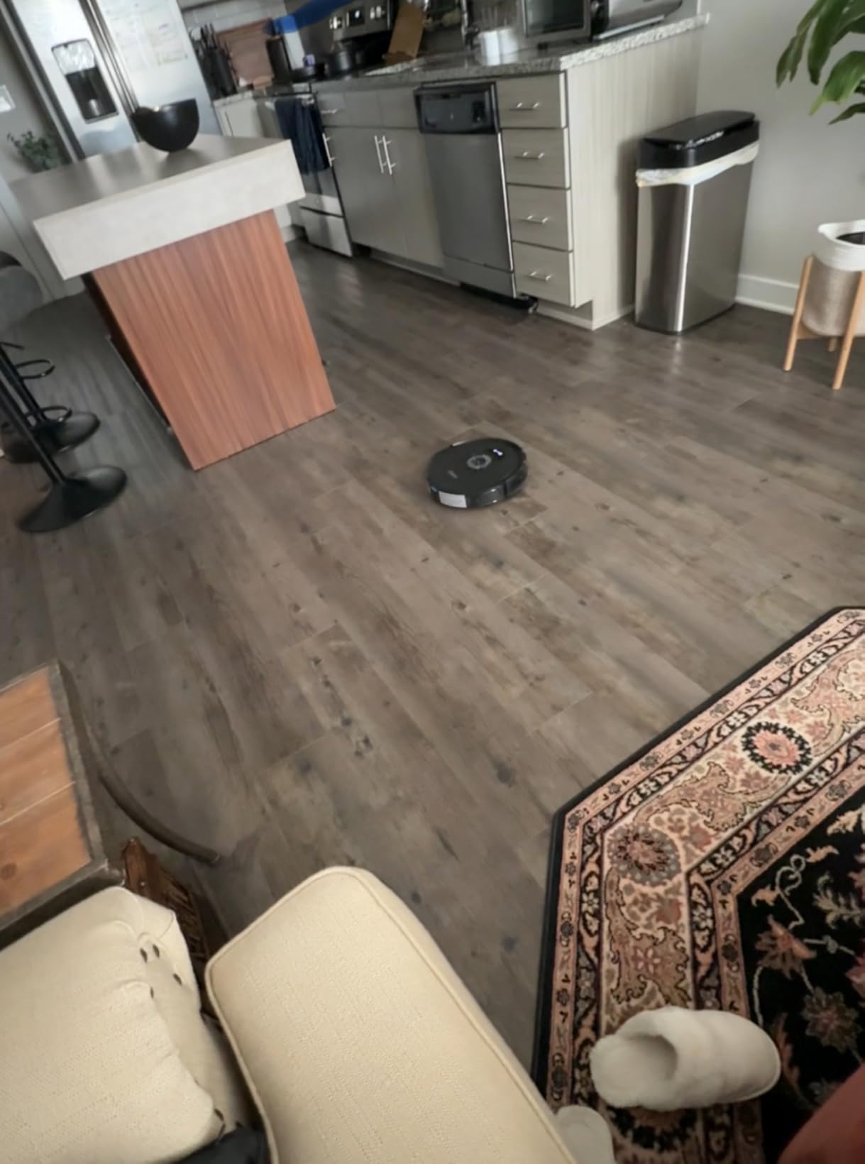 Tikom Robot Vacuum and Mop Combo, 5000Pa Robotic Vacuum Cleaner, 150 Min Max, App & Remote Control, Ideal for Hard Floor, Carpet, Pet Hair, Self-Charge(G8000 Max) Customer Review Tikom Robot Vacuum and Mop Combo, 5000Pa Robotic Vacuum Cleaner, 150 Min Max, App & Remote Control, Ideal for Hard Floor, Carpet, Pet Hair, Self-Charge(G8000 Max) - Customer Photo 2