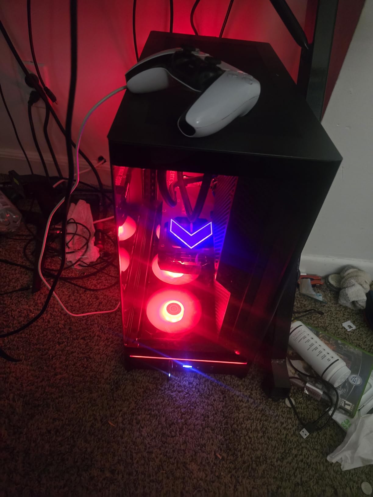 CyberPowerPC Gamer Supreme Gaming PC, AMD Ryzen 9 9950X 4.3GHz, GeForce RTX 5090 32GB, 64GB DDR5, 4TB PCIe Gen4 SSD, WiFi Ready & Windows 11 Home (SLCAI15000A3) - Customer Photo 1