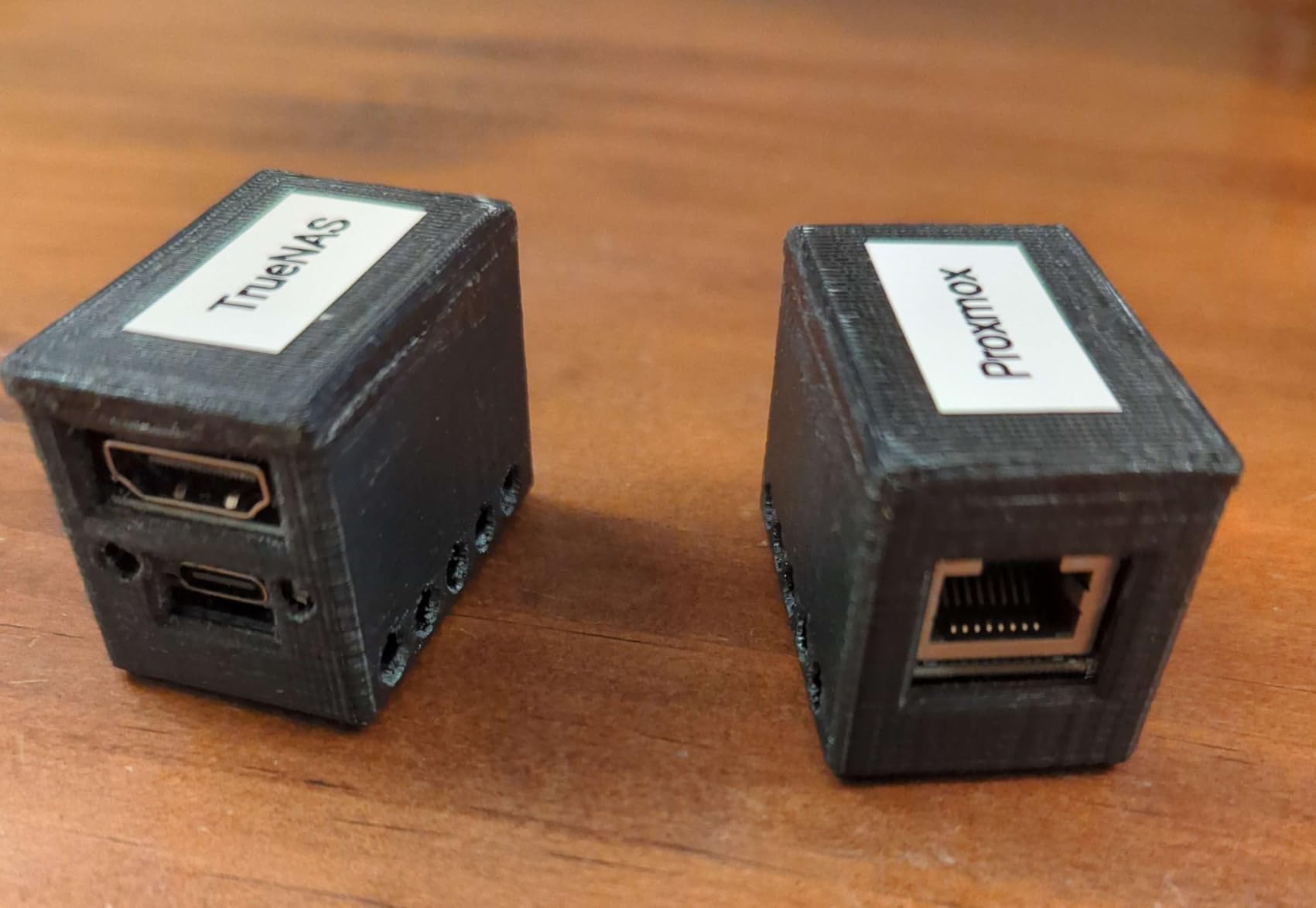 Sipeed NanoKVM IP-KVM Mini Remote Control Operations Maintenance Server, 2Gbit 256MB DDR3 RISC-V Linux Development Board, 1TOPS NPU 1GHz C906 RISC-V CPU, USB HDMI 100M Network Port (Black Full Kit) Customer Review Sipeed NanoKVM IP-KVM Mini Remote Control Operations Maintenance Server, 2Gbit 256MB DDR3 RISC-V Linux Development Board, 1TOPS NPU 1GHz C906 RISC-V CPU, USB HDMI 100M Network Port (Black Full Kit) - Customer Photo 1