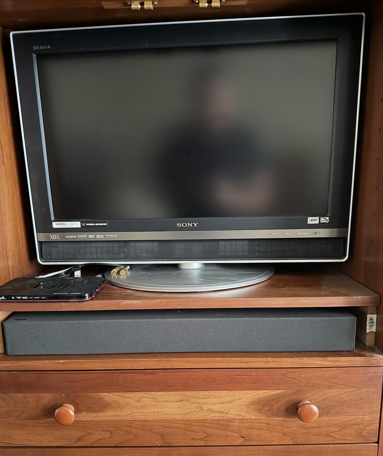 Samsung B-Series Soundbar HW B400F 2.0 ch Soundbar with Built in Subwoofer (2025 Model) One Remote Control, Surround Sound Expansion customer photo 2
