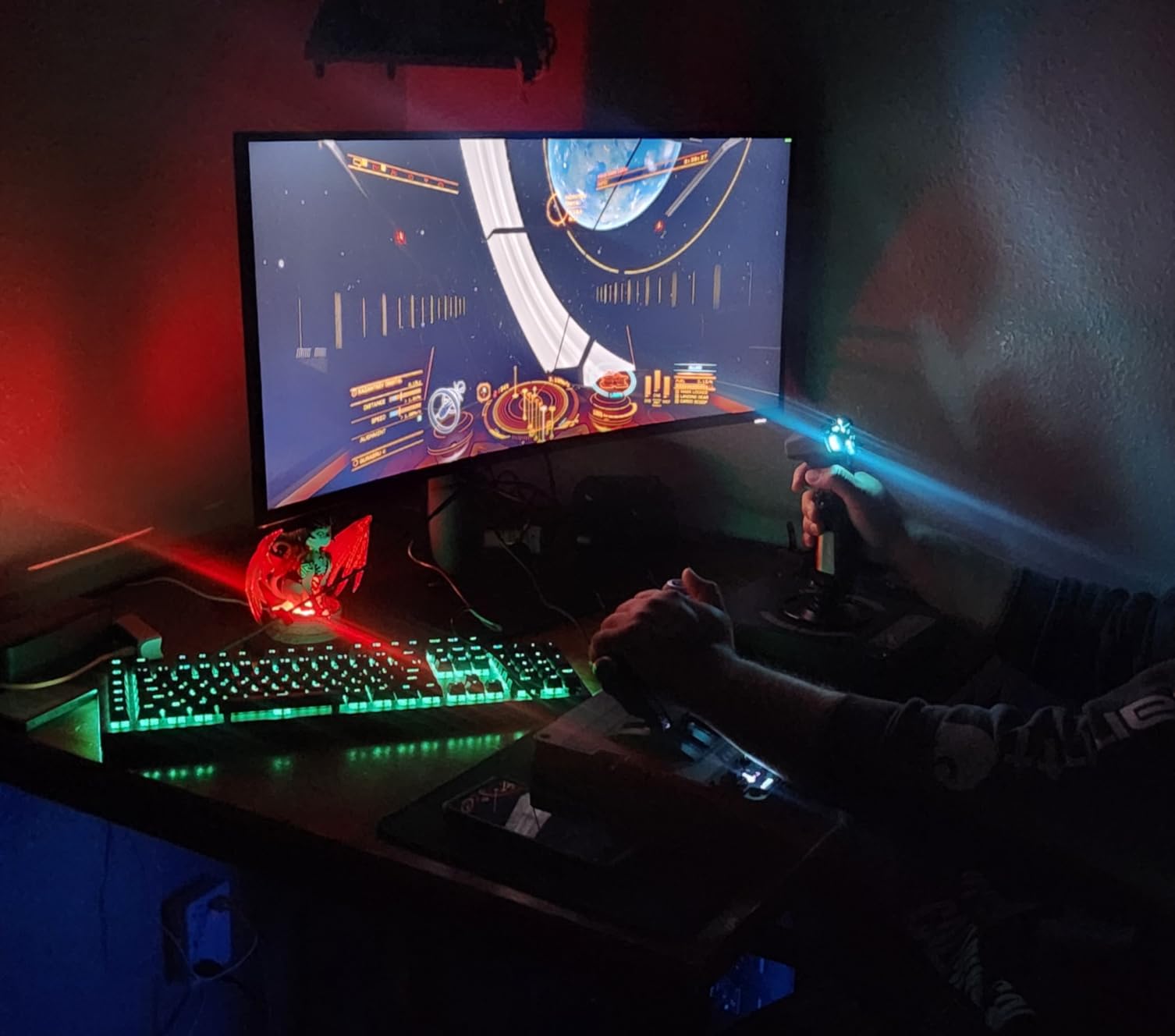 Alienware 27 Gaming Monitor - AW2725DM - 27-inch QHD 180Hz 1ms Display, IPS, NVIDIA G-SYNC, AMD Freesync, VESA AdaptiveSync. Customer Review Alienware 27 Gaming Monitor - AW2725DM - 27-inch QHD 180Hz 1ms Display, IPS, NVIDIA G-SYNC, AMD Freesync, VESA AdaptiveSync. - Customer Photo 2