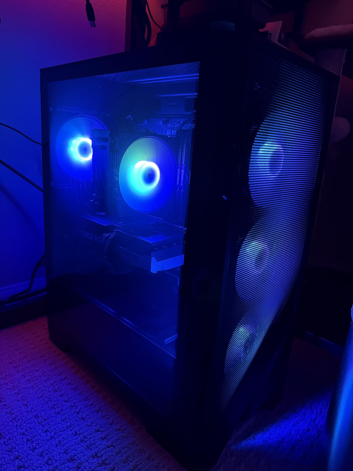 MSI Codex Z2 Gaming Desktop: AMD R7-8700F, GeForce RTX 5070, 32GB DDR5, 2TB m.2 NVMe SSD, USB Type-C, VR-Ready, Windows 11 Home (A8NVP-436US) customer photo 1