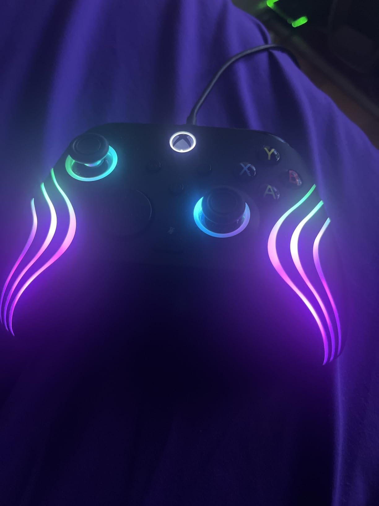 Turtle Beach Afterglow Wave Wired RGB Gaming Controller - Licensed for Xbox Series X|S, Xbox One & Windows PCs - Mappable Buttons, Hall-Effect Hair Triggers, Companion App - Grey - Customer Photo 1