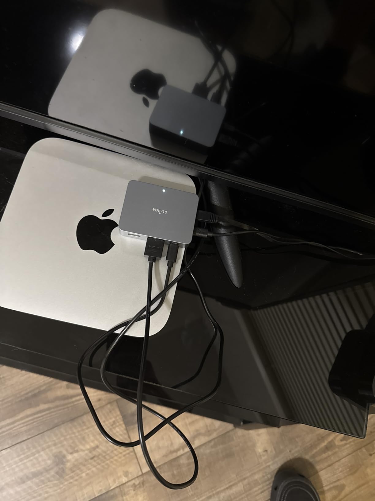 GL.iNet Comet (GL-RM1) Remote KVM Over Internet, 4K@30Hz Tailscale Support,Remote Keyboard, Video, Mouse, Install OS Via BIOS Control, Adapted KVM Switches for Home Offices,Data Center Customer Review GL.iNet Comet (GL-RM1) Remote KVM Over Internet, 4K@30Hz Tailscale Support,Remote Keyboard, Video, Mouse, Install OS Via BIOS Control, Adapted KVM Switches for Home Offices,Data Center - Customer Photo 1