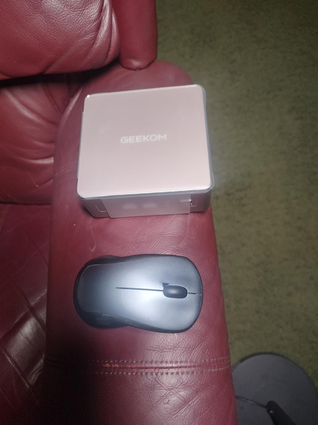 GEEKOM A5 2025 Edition Mini PC with AMD Ryzen 5 7430U, 3-Year Coverage, 16GB RAM & 512GB M.2 NVMe SSD, Windows 11 Pro Desktop Computer Support 8K UHD/Wi-Fi 6/Bluetooth 5.2/USB 3.2/SD Slot - Customer Photo 1