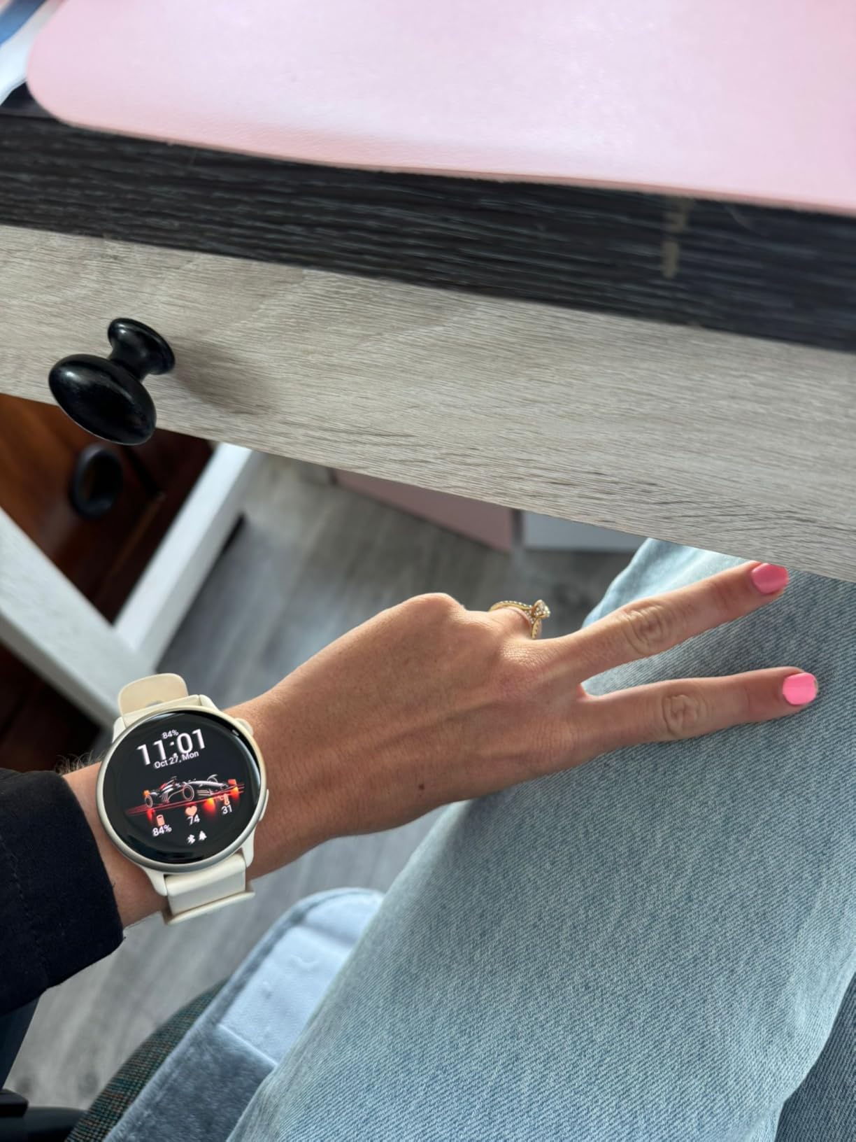 Garmin vívoactive® 6, Health and Fitness GPS Smartwatch, AMOLED Display, Up to 11 Days of Battery, Metallic Pink Dawn with Pink Dawn Band Customer Review Garmin vívoactive® 6, Health and Fitness GPS Smartwatch, AMOLED Display, Up to 11 Days of Battery, Metallic Pink Dawn with Pink Dawn Band - Customer Photo 1