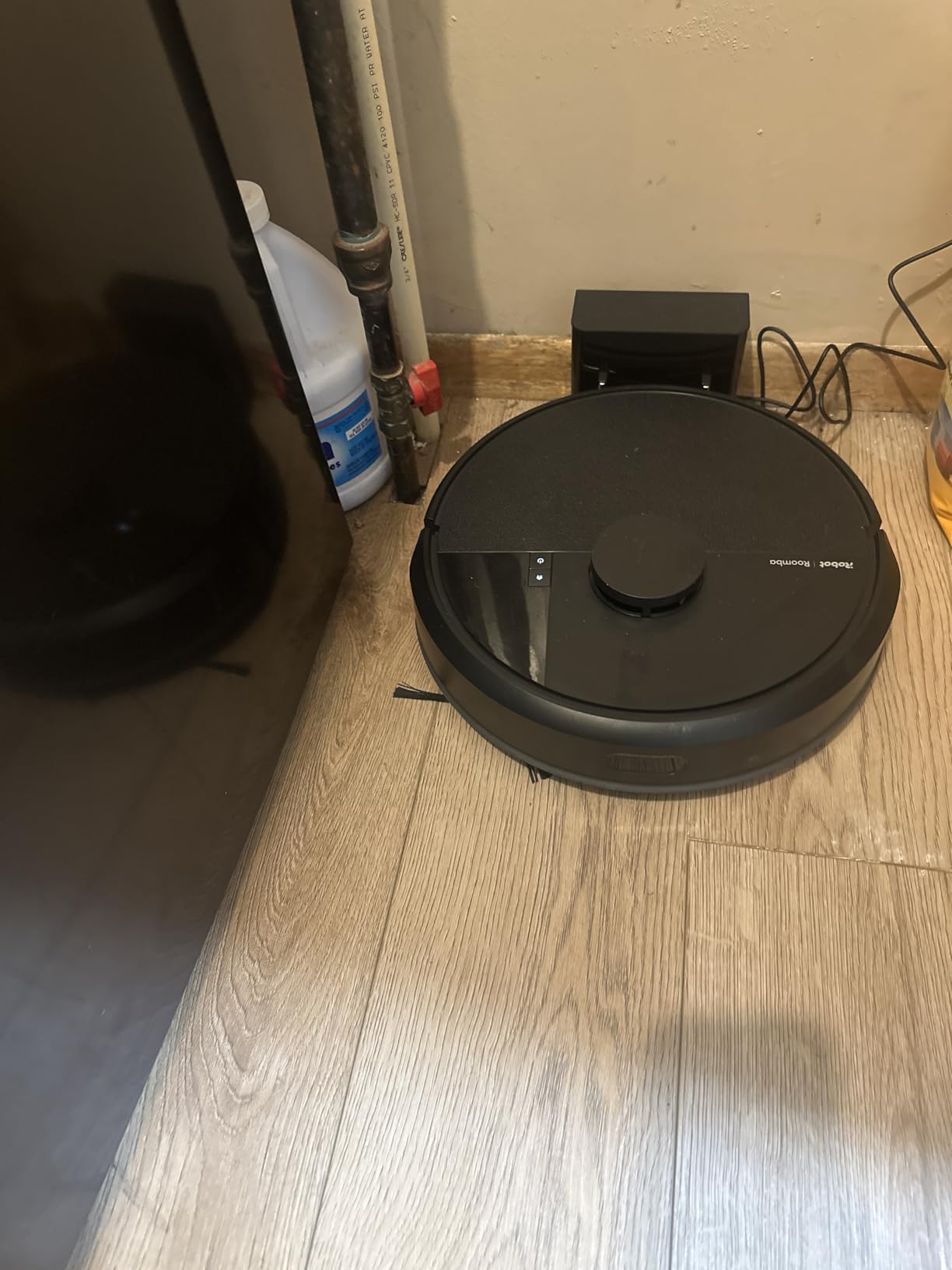 iRobot Roomba 104 Vac Robot Vacuum - Intense Power-Lifting Suction, Smart & Fast Home Mapping, Ideal for Pet Hair, LiDAR Navigation, Multi-Surface Cleaning, Cleans in Neat Rows, Self-Charging - Customer Photo 2