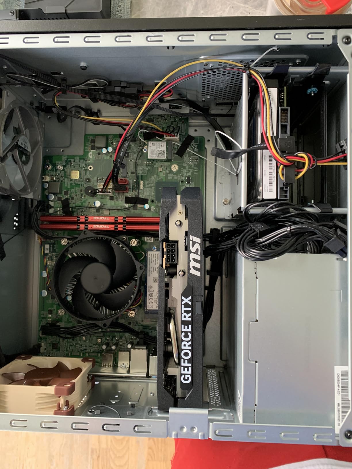 MSI Gaming RTX 5060 8G Shadow 2X OC Graphics Card (8GB GDDR7,128-bit, Extreme Performance: 2535 MHz, DisplayPort x3 2.1a, HDMI 2.1b, NVIDIA Blackwell Architecture) - Customer Photo 2