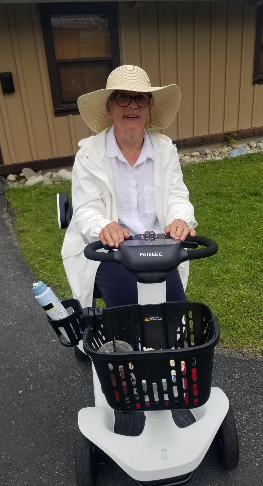 Paiseec Powered Mobility Scooter S3, Removable Battery Foldable Electric Scooter with AI Safety System, Folding Mobility Scooter for Adults Seniors, 25 Miles 6 MPH 300 lbs, All Terrain, Slope Safety Customer Review Paiseec Powered Mobility Scooter S3, Removable Battery Foldable Electric Scooter with AI Safety System, Folding Mobility Scooter for Adults Seniors, 25 Miles 6 MPH 300 lbs, All Terrain, Slope Safety - Customer Photo 1