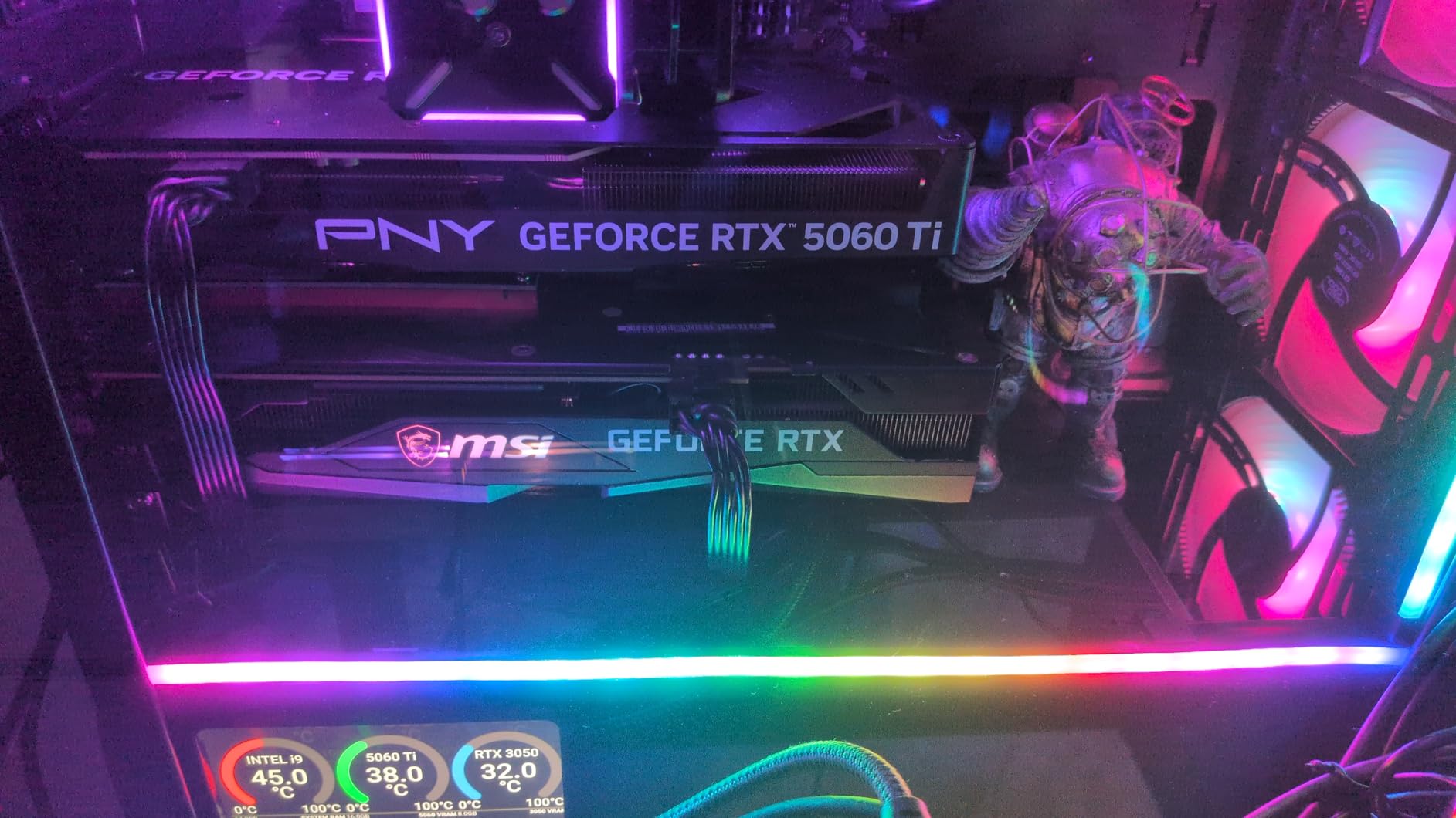 PNY NVIDIA GeForce RTX™ 5060 Ti OC Dual Fan, Graphics Card (16GB GDDR7, 128-bit, Boost Speed: 2692 MHz, SFF-Ready, PCIe® 5.0, HDMI®/DP 2.1, 2-Slot, NVIDIA Blackwell Architecture, DLSS 4) - Customer Photo 1