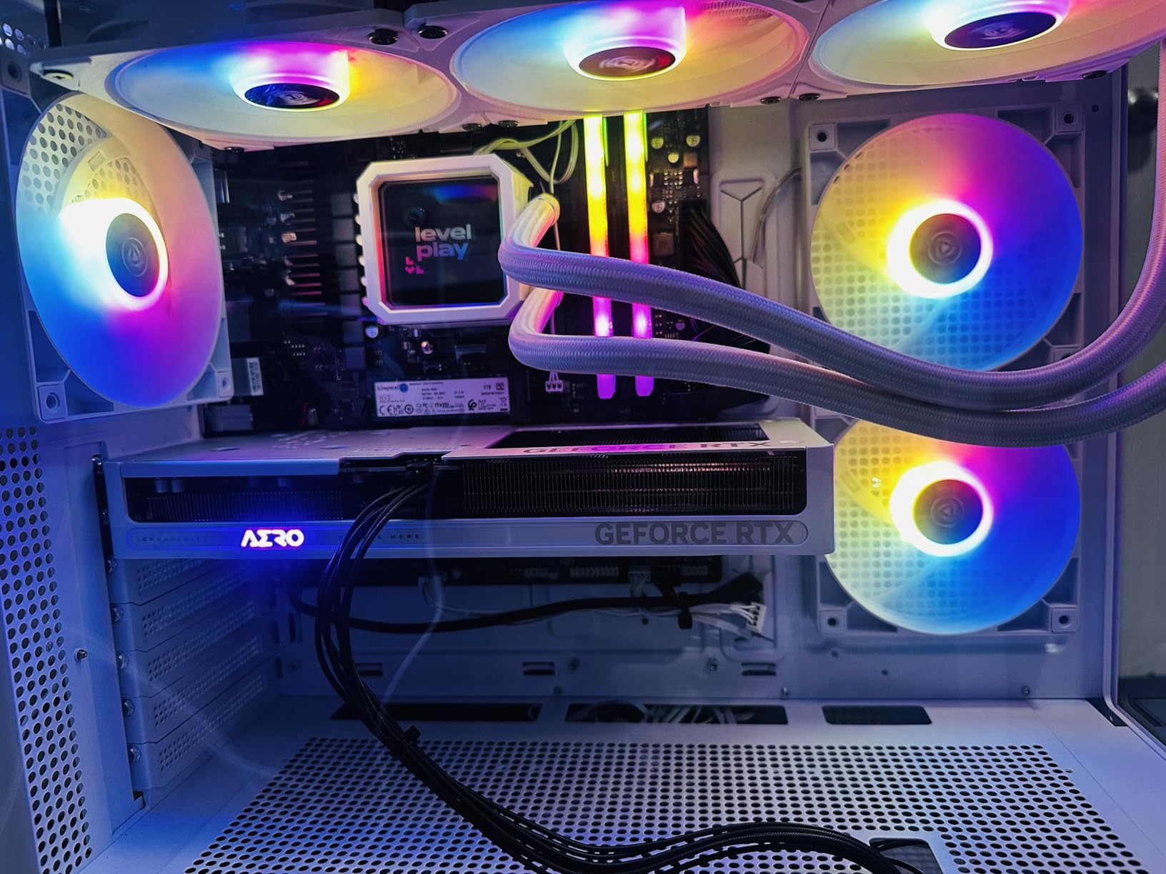 GIGABYTE GeForce RTX 5060 Ti AERO OC 16G Graphics Card, 16GB 128-bit GDDR7, PCIe 5.0, WINDFORCE Cooling System Customer Review GIGABYTE GeForce RTX 5060 Ti AERO OC 16G Graphics Card, 16GB 128-bit GDDR7, PCIe 5.0, WINDFORCE Cooling System - Customer Photo 2
