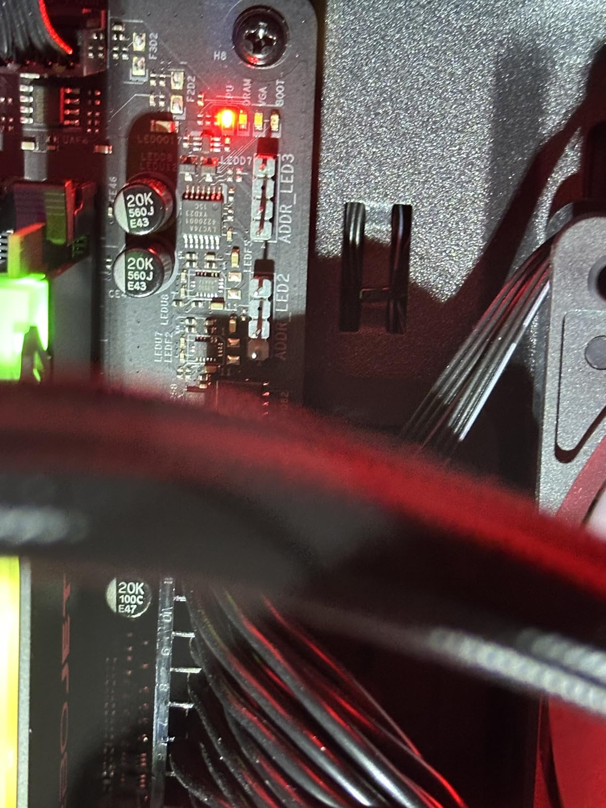ZOTAC MEK AI-Enhanced Gaming PC Desktop Computer - NVIDIA GeForce RTX 5080, AMD Ryzen 7 9700X 5.5GHz, 32GB DDR5 RGB, 2TB NVME M.2 SSD, 1000W 80+ Gold PSU, WiFi 7, Windows 11 - Customer Photo 1